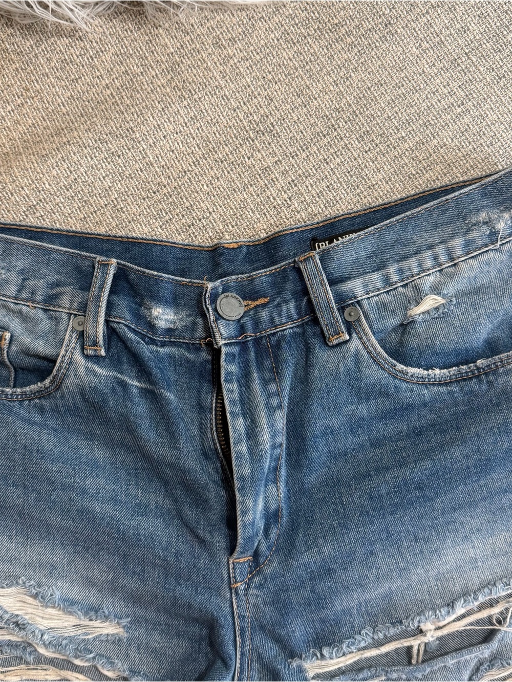 BlankNYC “The Barrow” Denim Shorts - Picture 3 of 10